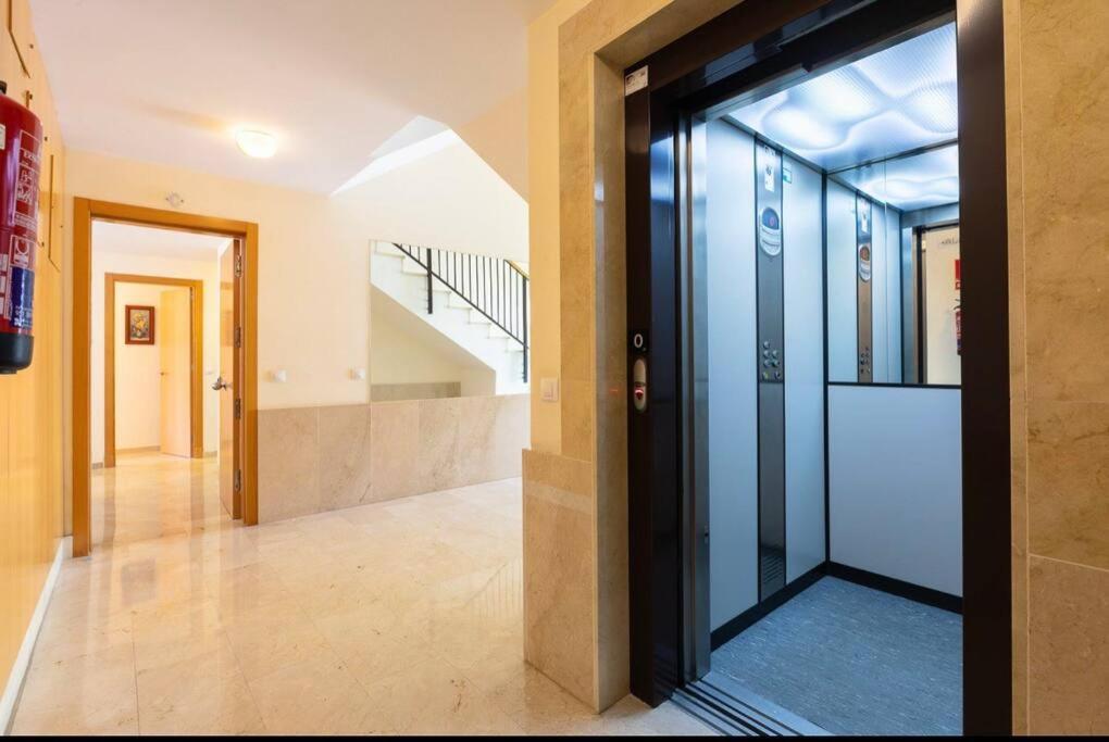 Апартаменты La Cala Precioso Apartamento Ла-Кала-де-Михас Экстерьер фото